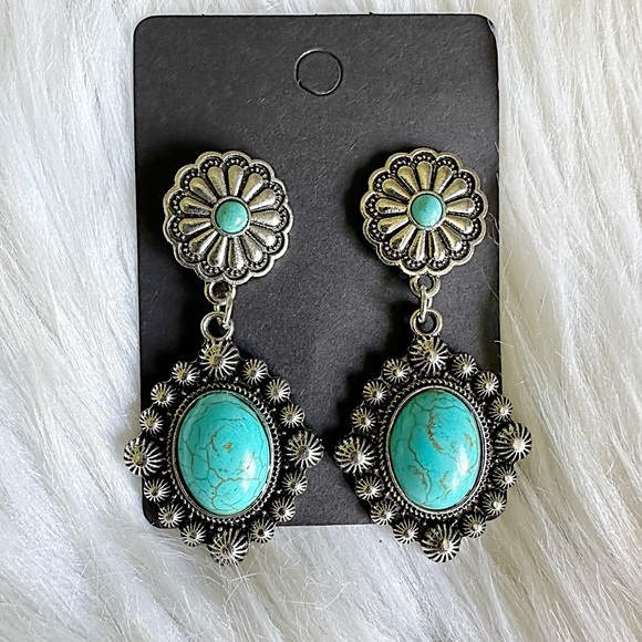 fashion earrings Jewelry - NWT Faux turquoise rhinestone hoop earrings boho bohemian